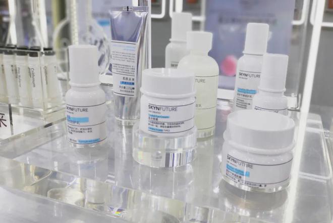 肌膚未來攜科學(xué)定制新品亮相美博會(huì)，以研發(fā)革新重塑線下渠道打法